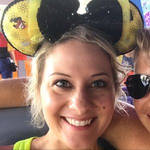 Meet your Posher, Sidney